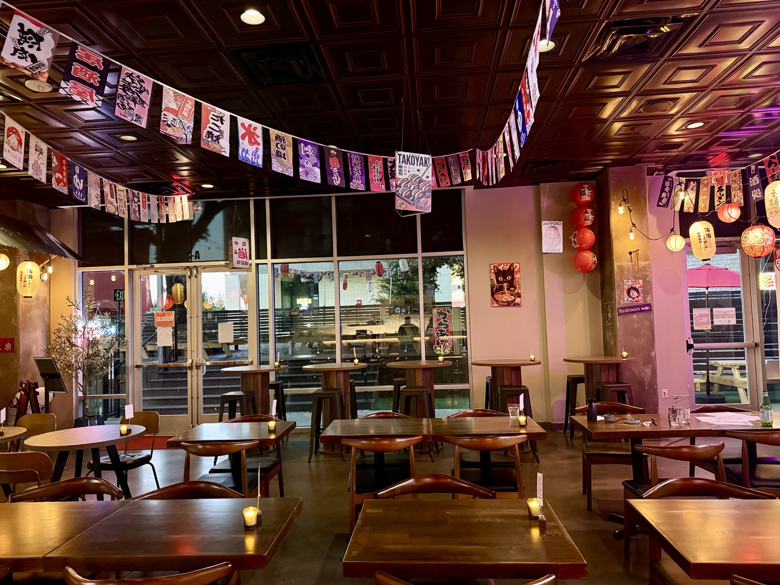 Quiet intimate dining room at SOSU Izakaya and Sushi Bar
